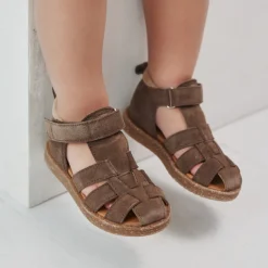 Begynder Sandal Med Velcrolukning