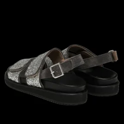 Fodseng Sandal