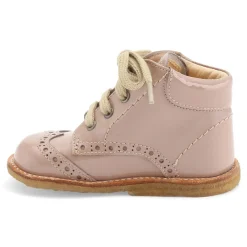 Klassisk Snøresko Med Brogue Detaljer