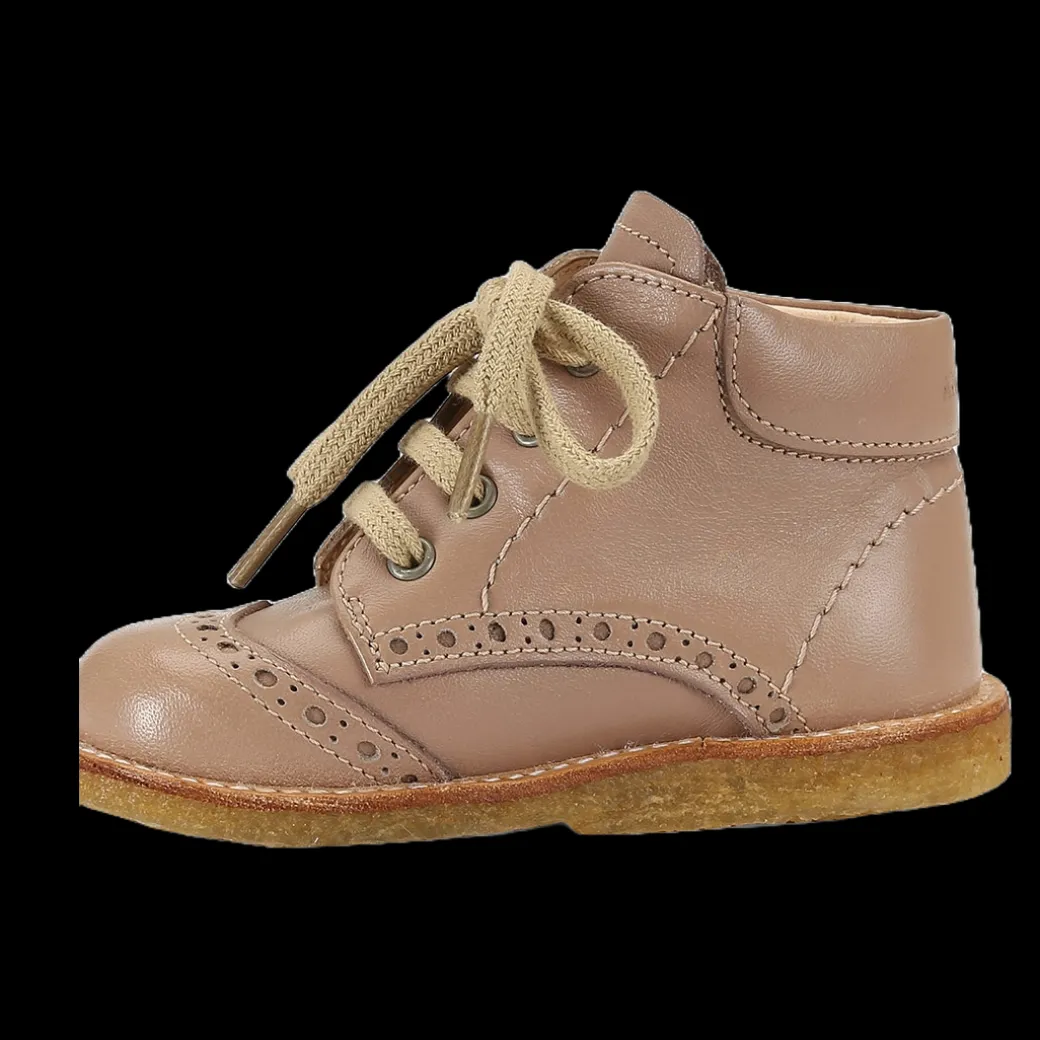 Klassisk Snøresko Med Brogue Detaljer