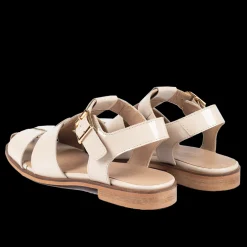 Sandal