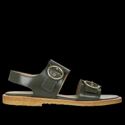 Sandal