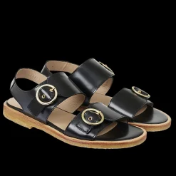 Sandal