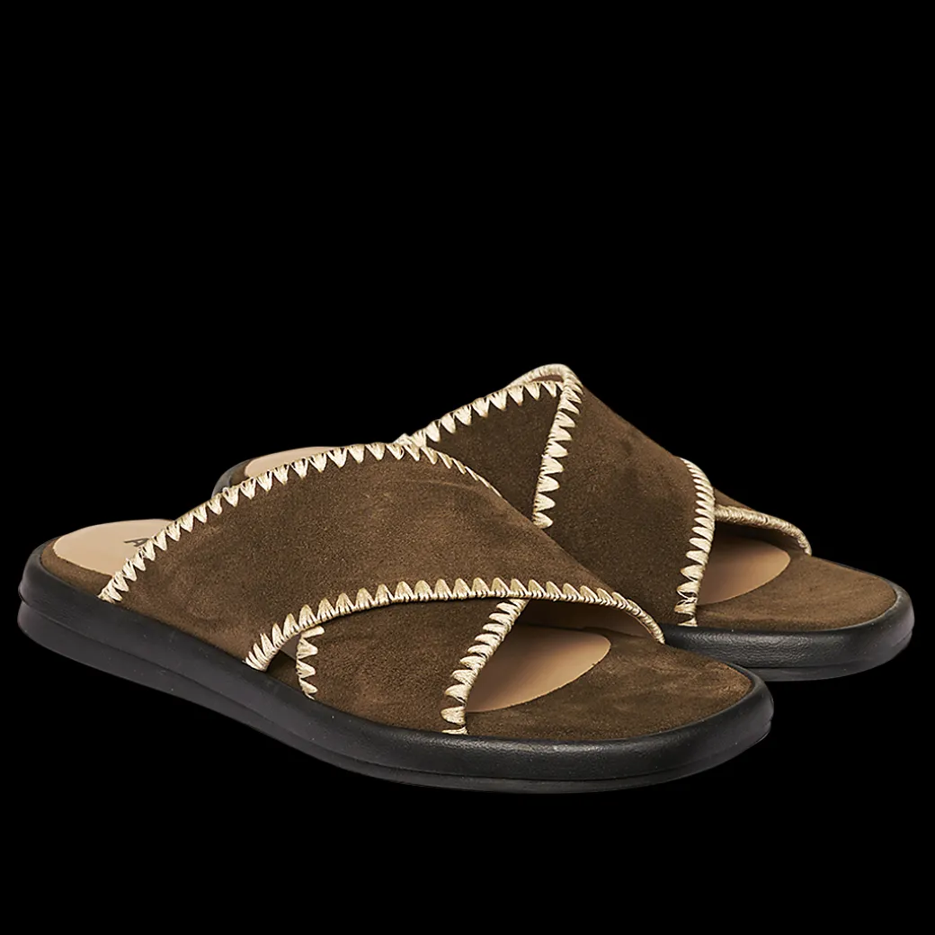 Sandal