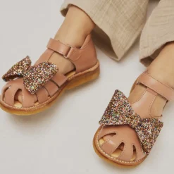 Sandal Med Glittersløjfe Og Velcrolukning