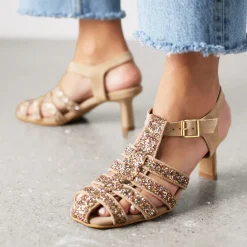 Sandal Med Hæl