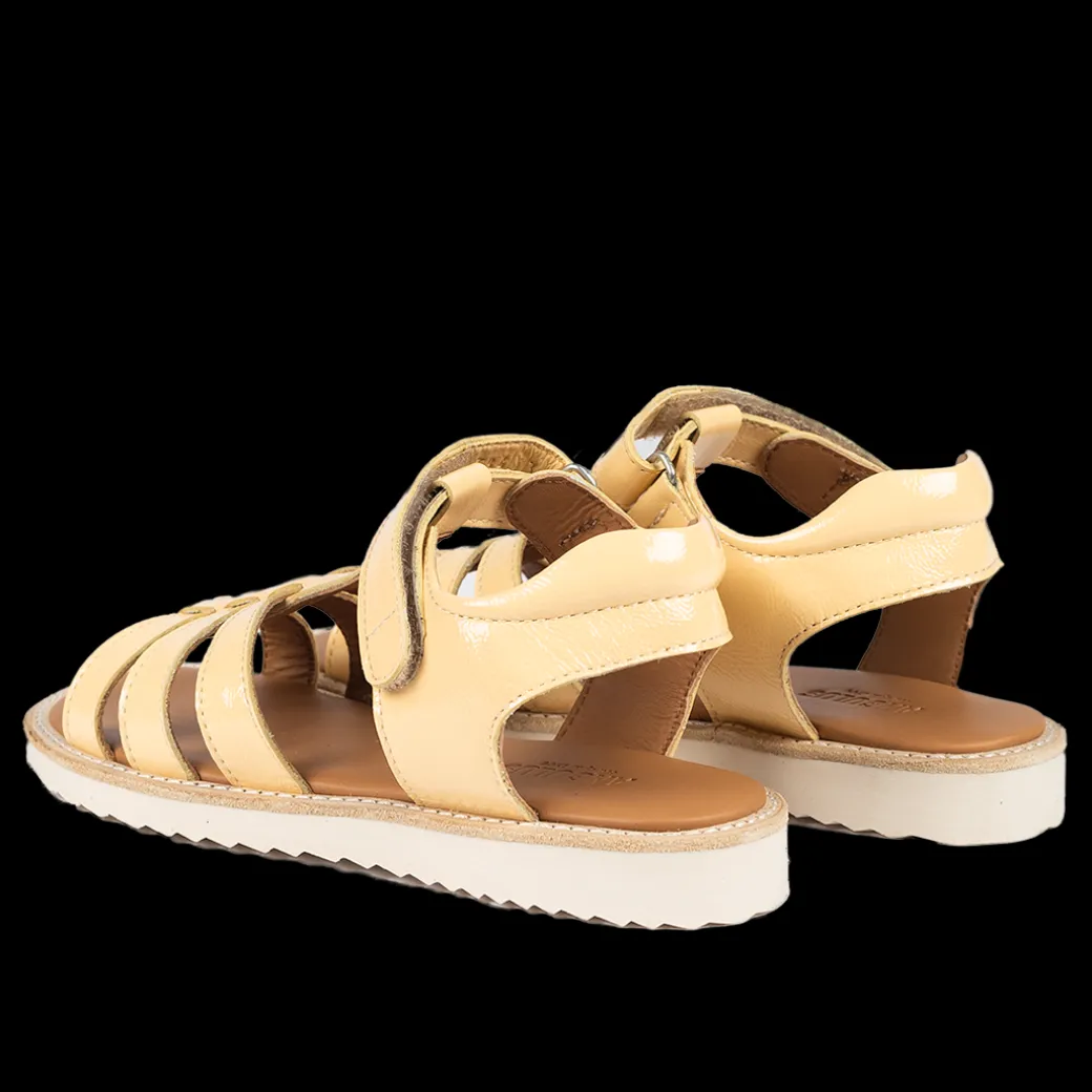 Sandal Med T-rem Og Velcrolukning